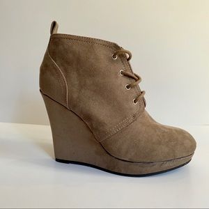 Qupid Tan Suede Wedge Fashion Booties